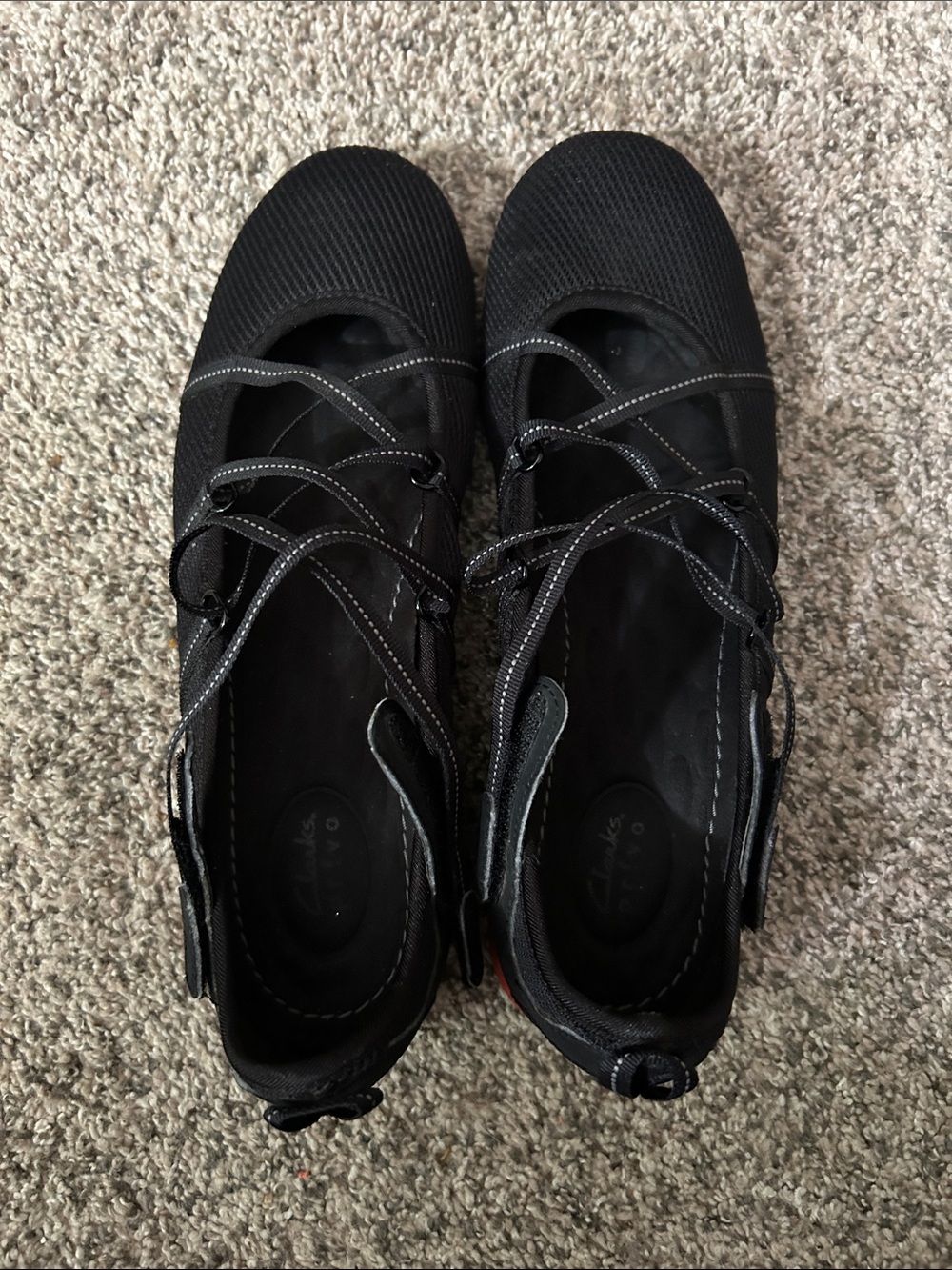 Black Privo by Clarks Poppy Bloom strappy mesh flats. Size 11.